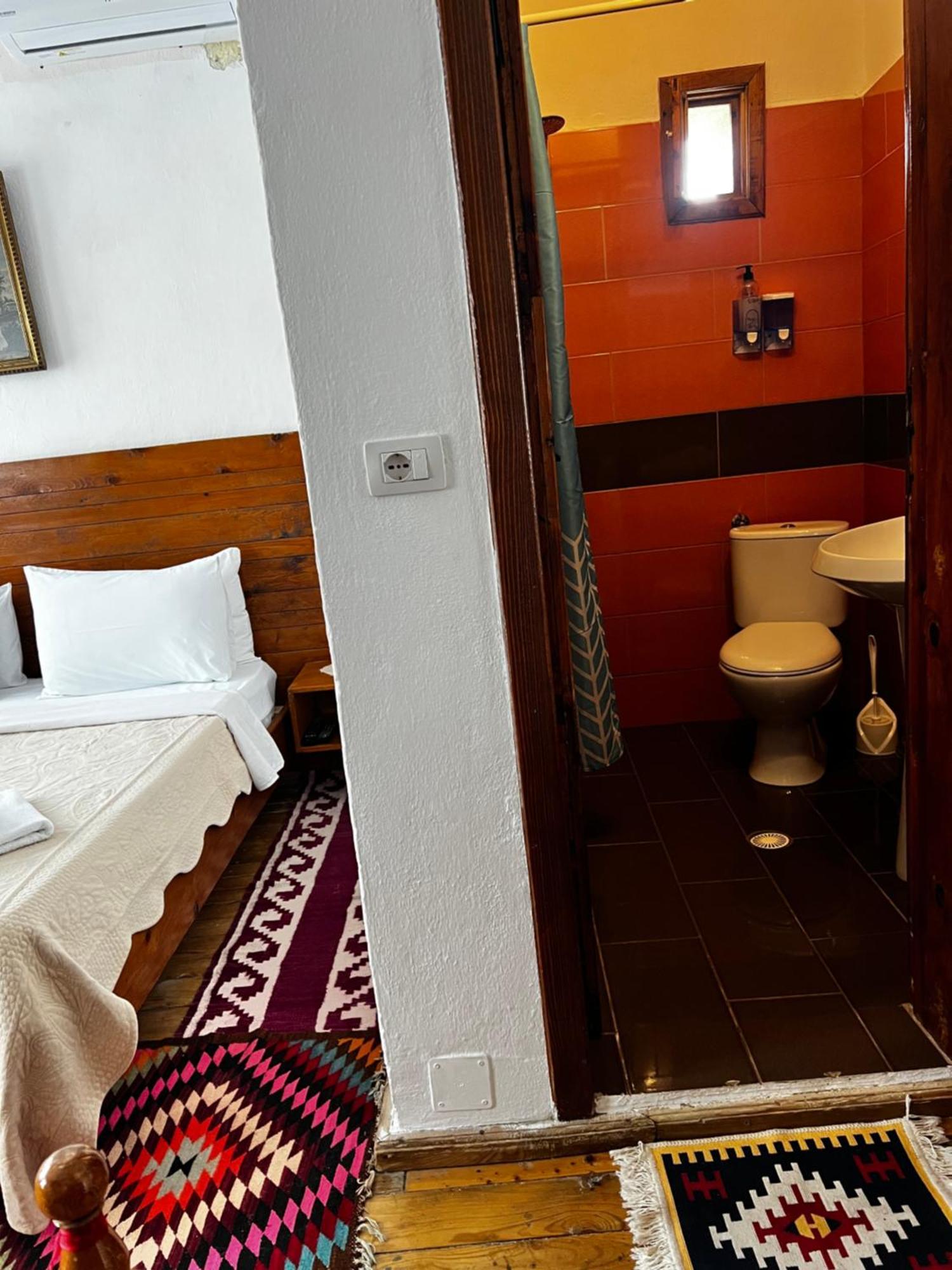 Guest House Salaria Gjirokastër 外观 照片