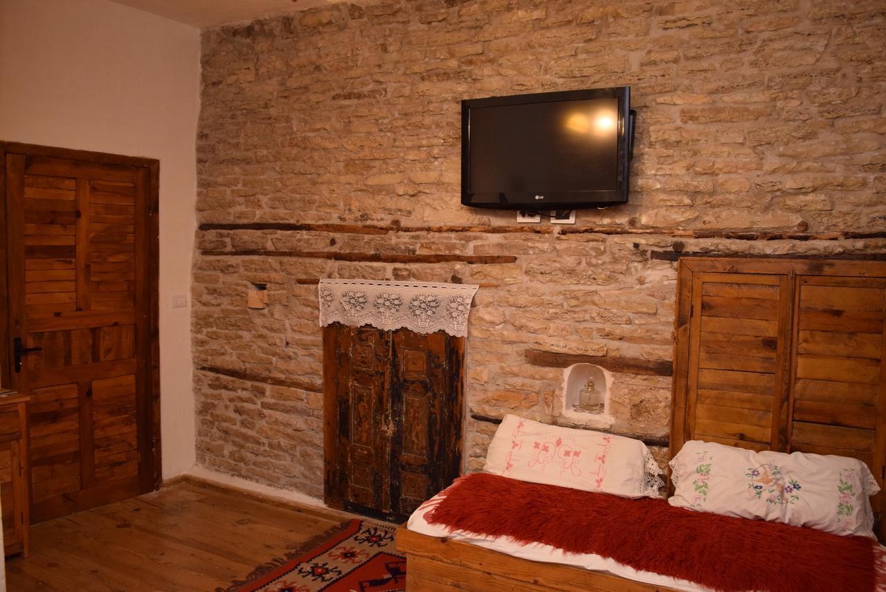 Guest House Salaria Gjirokastër 外观 照片
